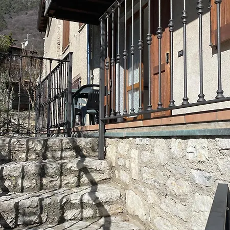 Casa Teodoro - Gelsomino, Ulivi & Orchidea 아파트 티날레